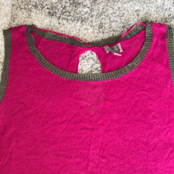 New top - Picture 2 of 5